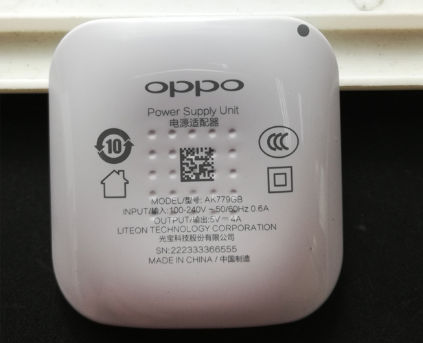 电源适配器 电源适配器