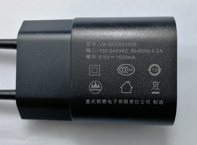 电源适配器 电源适配器